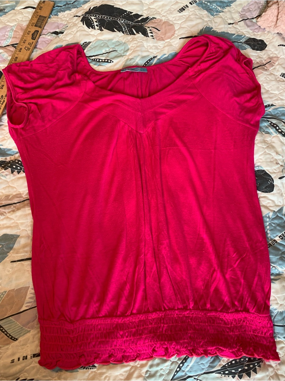 Womens’ Hot Pink v-neck top with elastic waistband